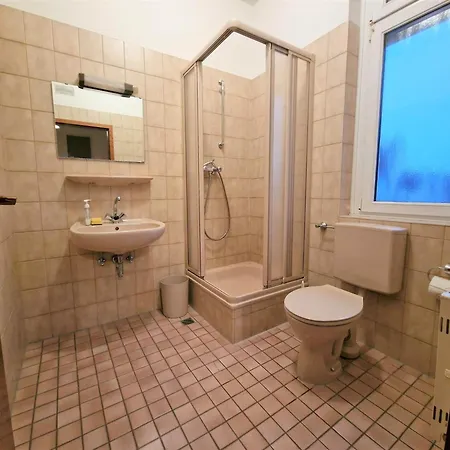 Apartamento Monteurzimmer Und Bergisch Gladbach