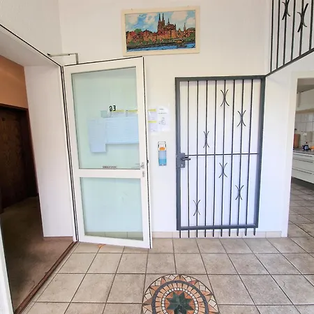 Apartamento Monteurzimmer Und Bergisch Gladbach